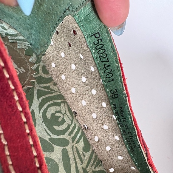 Fly London Yedi Perf stylish leather wedge shoes - Picture 6 of 7